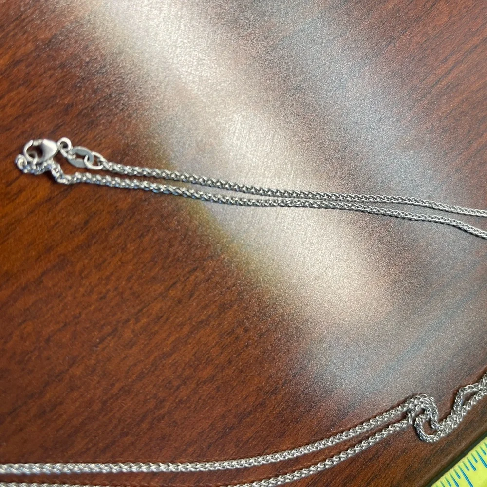 James Avery Mother’s Love  Silver Pendant Necklace - Picture 5 of 6